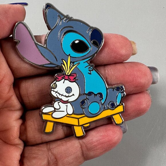 Disney Stitch Scrump Bench Trading Pin Stool Jewelry Brooch Accessories Badge - Picture 5 of 8
